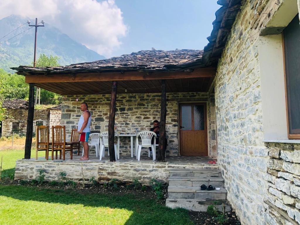 Guest House Qafe Dardha - Tomorr National Park Qafe Dardhe Εξωτερικό φωτογραφία