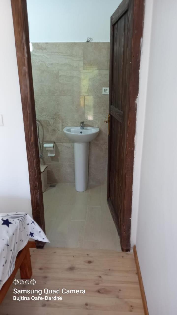 Guest House Qafe Dardha - Tomorr National Park Qafe Dardhe Εξωτερικό φωτογραφία
